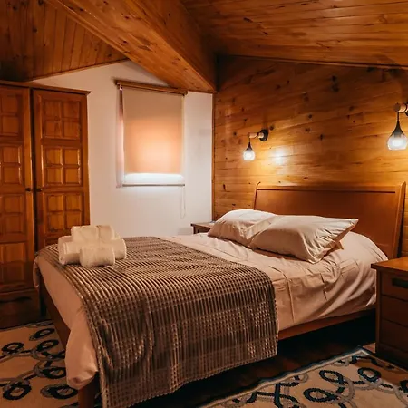 Domek alpejski Refugio Na Estrela *
